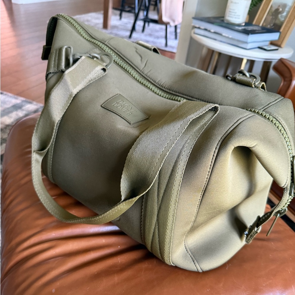 Dagne Dover Medium Landon Carryall